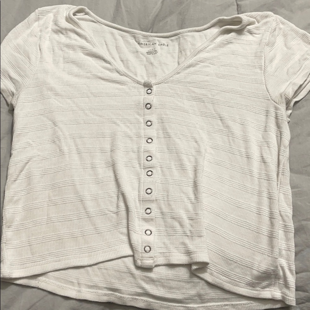 white american eagle button t-shirt
